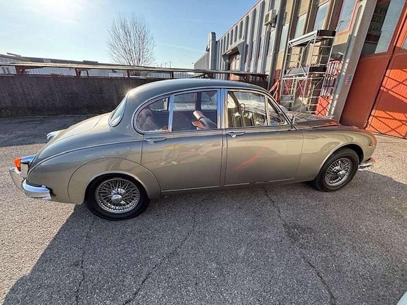 Usata Jaguar MK II 220 CV (161 kW) 1966 Argento Berlina