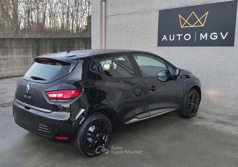 Usata Renault Clio IV Zen 76 CV (55 kW) 2019 Nero Berlina