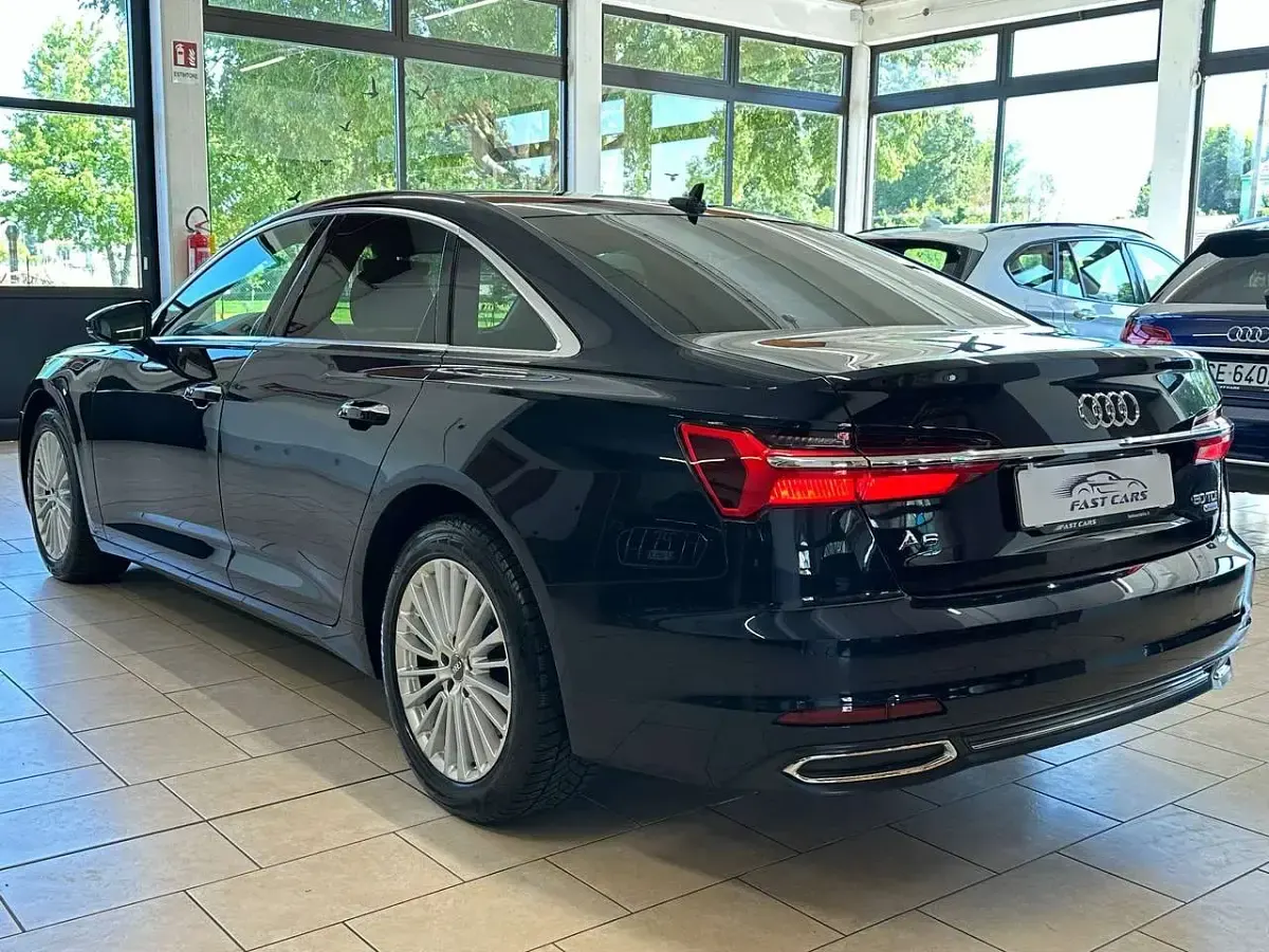 Usata Audi A6 Design 286 CV (210 kW) 2019 Blu/azzurro Berlina