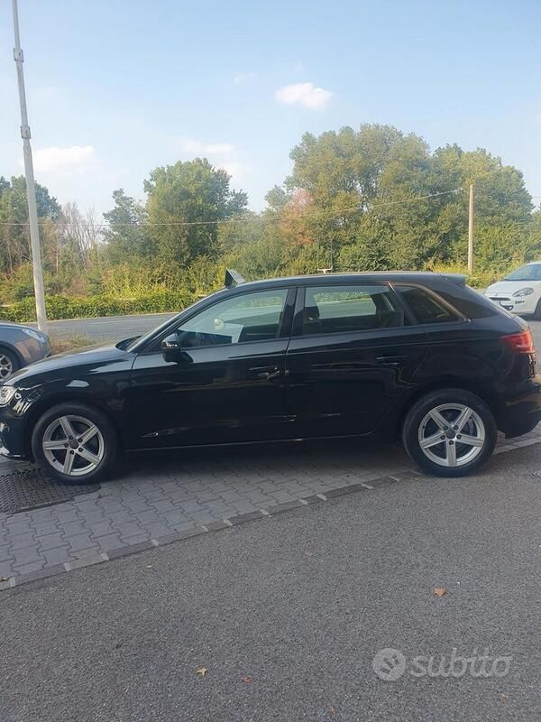 Usata Audi A3 Business 116 CV (85 kW) 2018 Nero Berlina