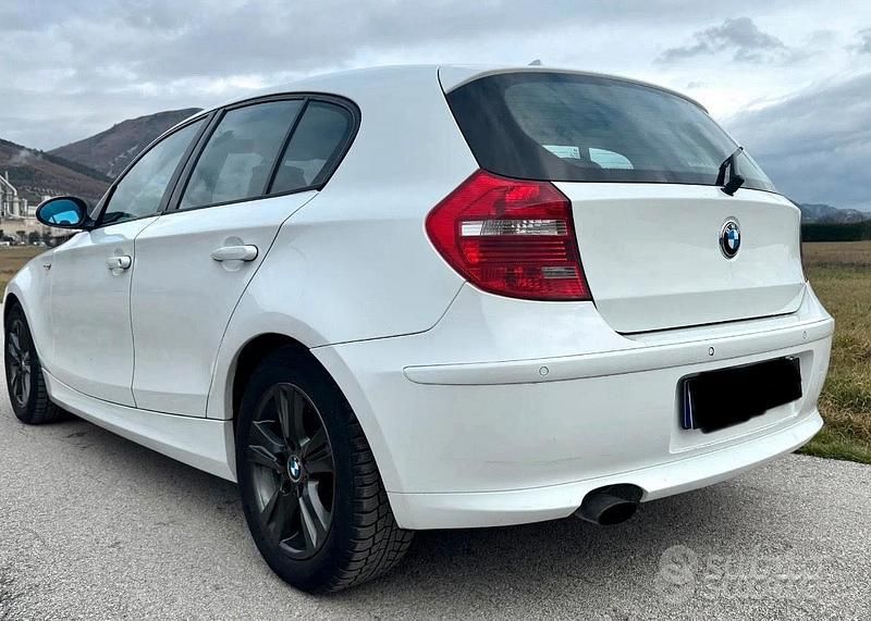 Usata BMW 118 M Sport 143 CV (105 kW) 2008 Bianco Utilitaria