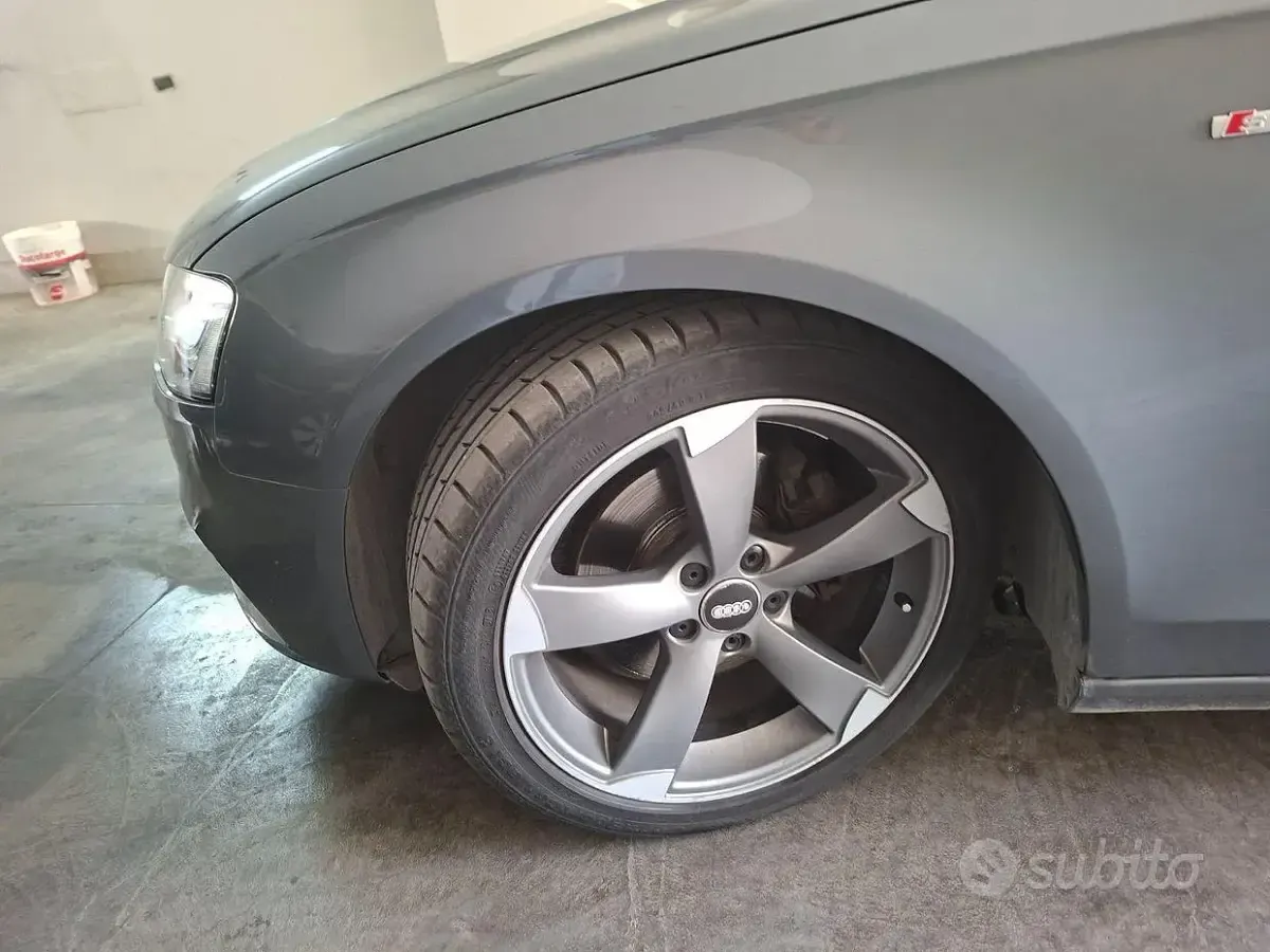 Usata Audi A4 177 CV (130 kW) 2013 Grigio Station wagon