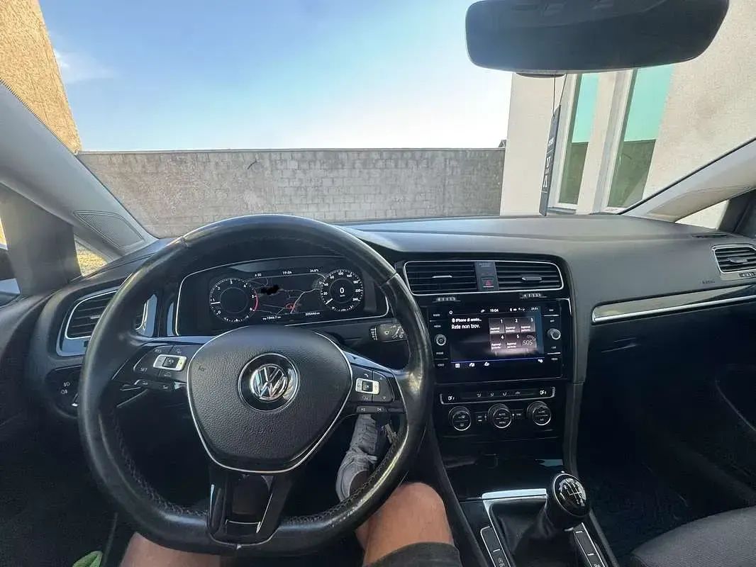Usata VW Golf VII Trendline 122 CV (89 kW) 2017 Station wagon