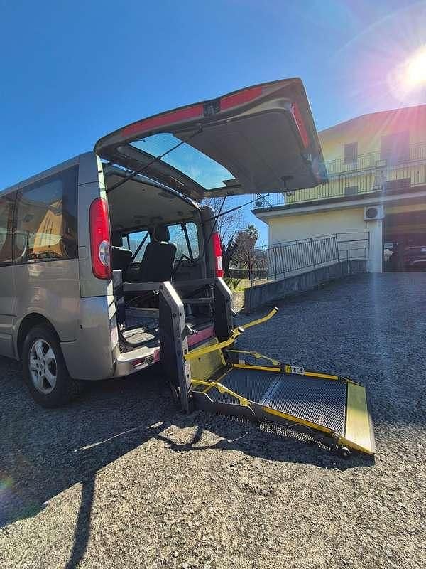 Usata Renault Trafic 114 CV (83 kW) 2011 Monovolume