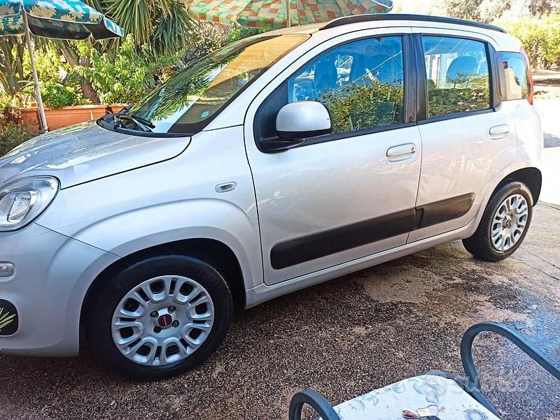 Usata Fiat Panda 69 CV (50 kW) 2012 Grigio Utilitaria