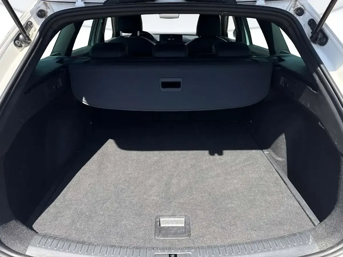 Usata Cupra Leon 150 CV (110 kW) 2024 Bianco Station wagon
