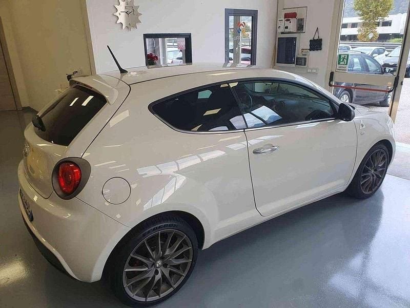 Usata Alfa Romeo MiTo Quadrifoglio Verde 170 CV (125 kW) 2010 Bianco Utilitaria