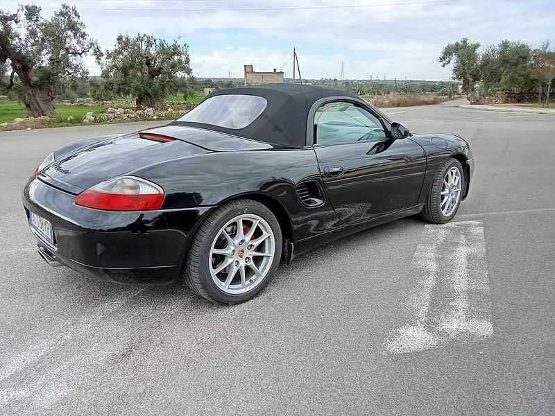 Second-hand Porsche Boxster 220 CP (161 kW) 2002 Cabrio