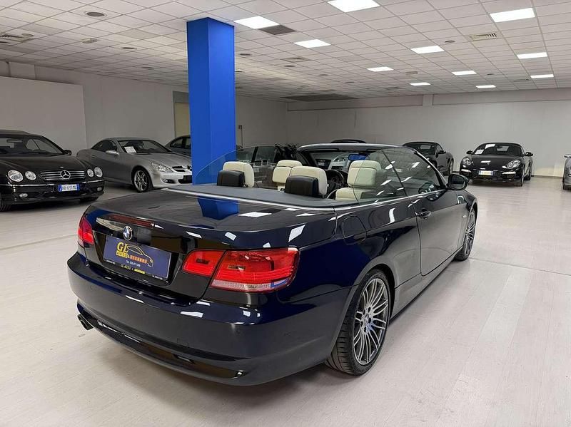 Usata BMW 325 Cabriolet 218 CV (160 kW) 2009 Monaco blue Cabrio