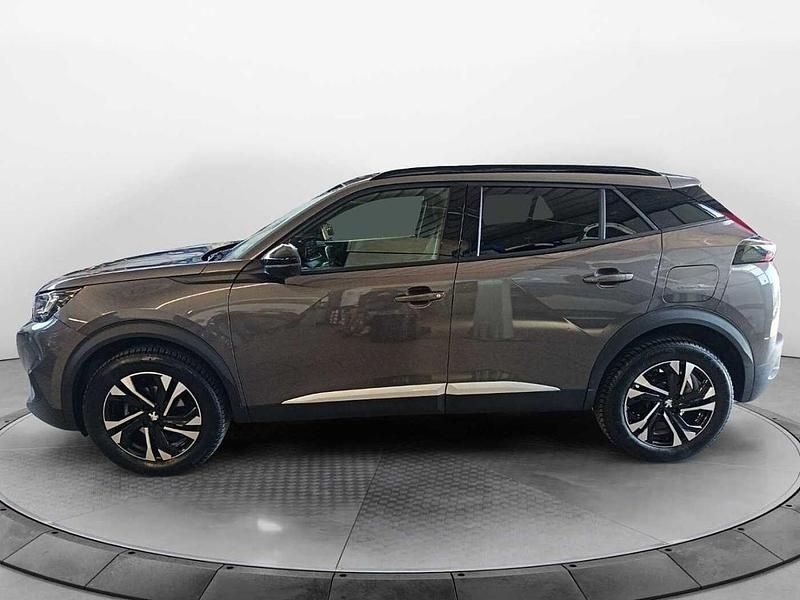 Usata Peugeot 2008 Allure 102 CV (75 kW) 2023 Grigio SUV