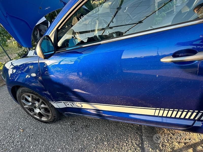 Usata Alfa Romeo MiTo 95 CV (69 kW) 2009 Blu Utilitaria