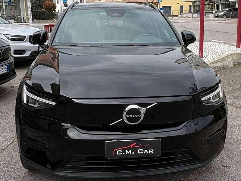 Usata Volvo XC40 Core 80 kW (109 CV) 2023 Nero SUV
