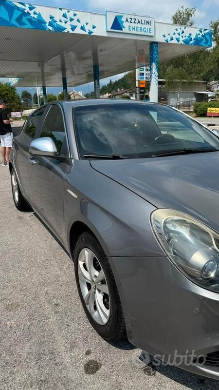 Grigio Usata 2011 Alfa Romeo Giulietta Due volumi | 4600 € - Immagine 1/4