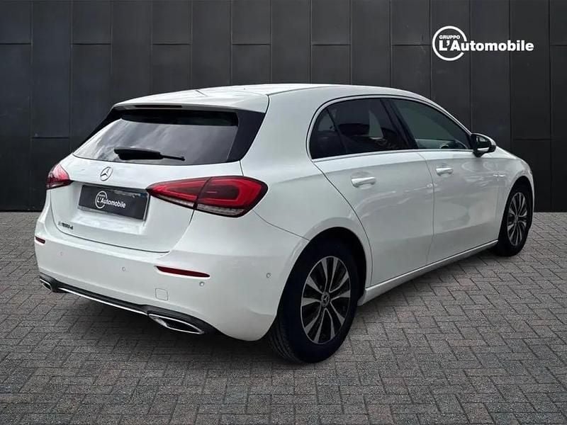 Usata Mercedes A180 116 CV (85 kW) 2019 Bianco Berlina