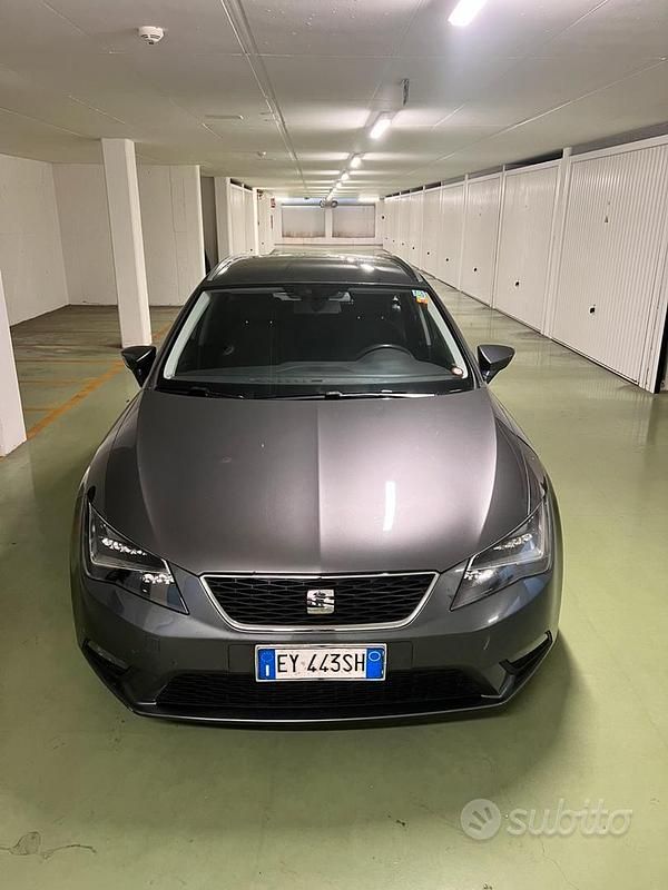 Usata Seat Leon 105 CV (77 kW) 2015 Grigio Station wagon