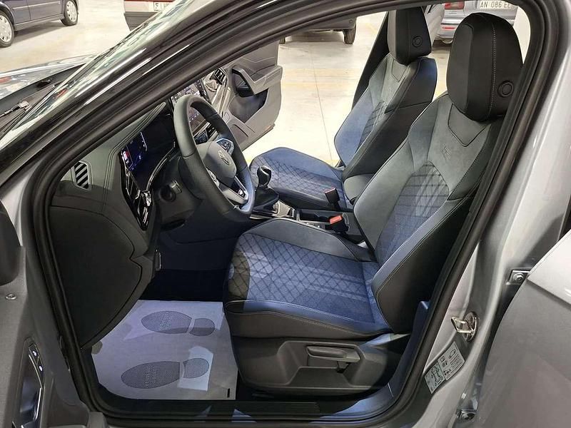 Nuova VW T-Roc R-line Plus 116 CV (85 kW) 2025 Pyrit silver/tetto nero SUV