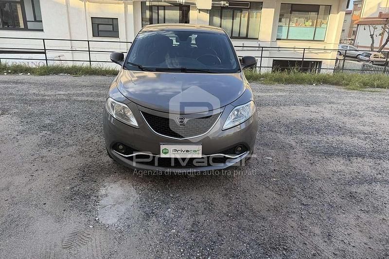 Usata Lancia Ypsilon S 95 CV (69 kW) 2017 Grigio Utilitaria