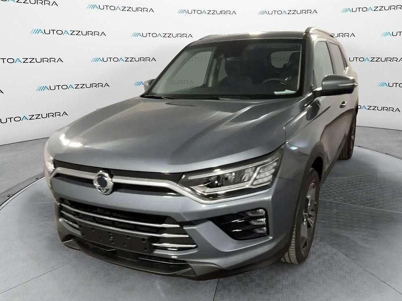 Platinum grey Nuova 2025 Ssangyong (KGM) Korando SUV | 24.900 € (Cara) - Immagine 1/4
