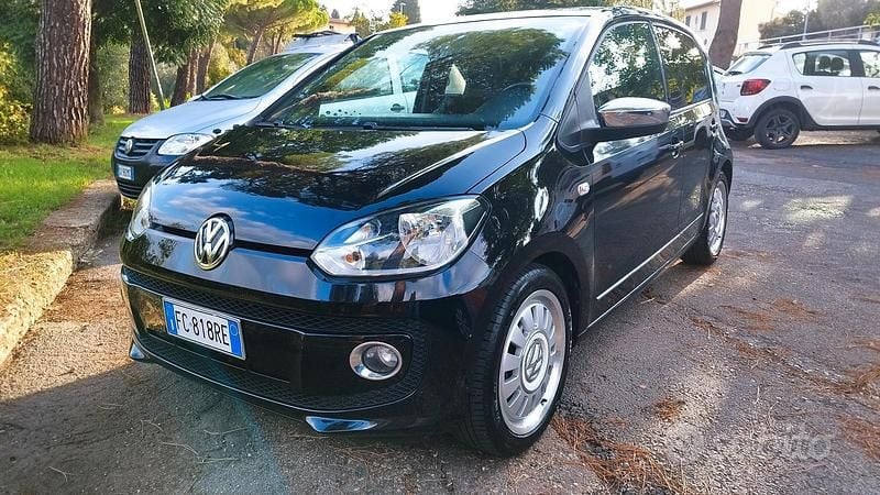 Usata VW up! Highline 75 CV (55 kW) 2016 Nero Utilitaria