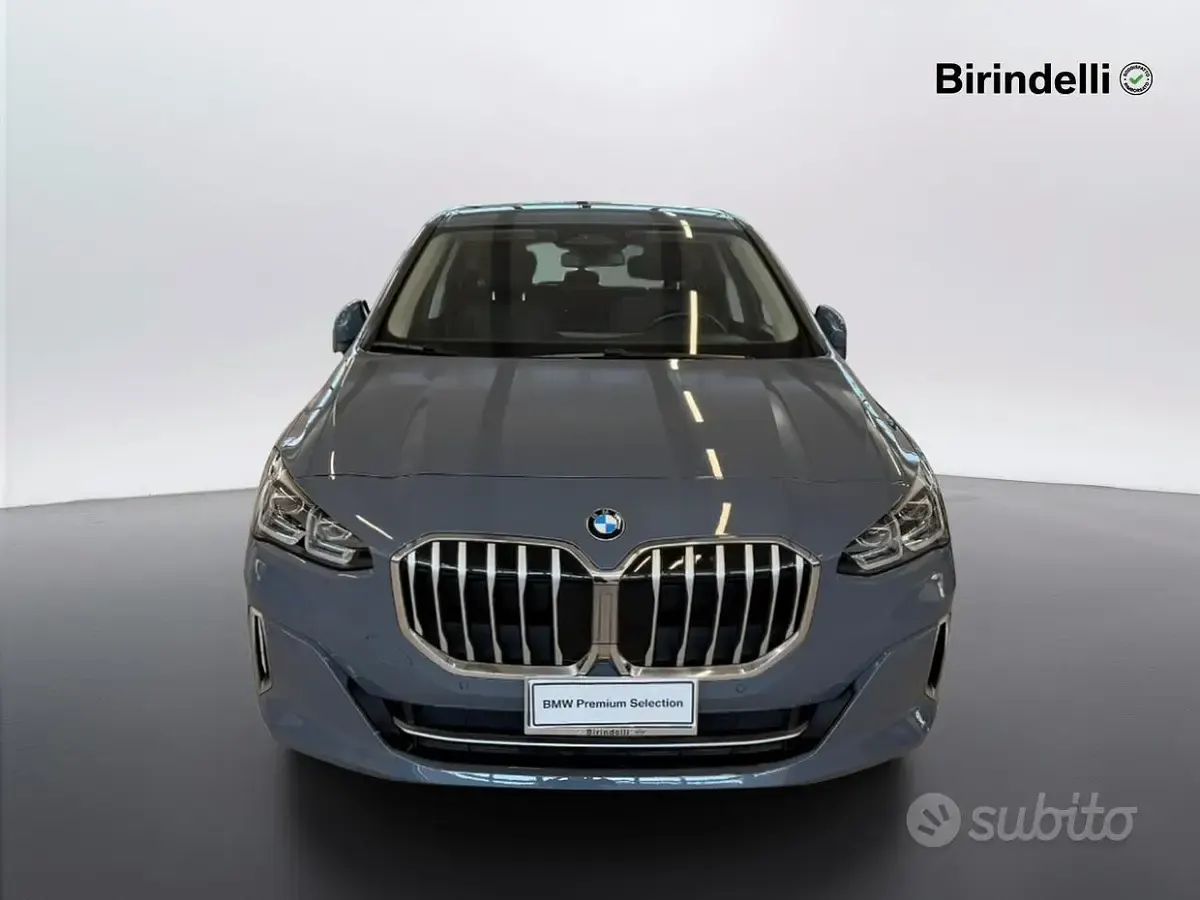 Usata BMW 218 Active Tourer Luxury Line 136 CV (100 kW) 2023 Storm bay metallic Monovolume