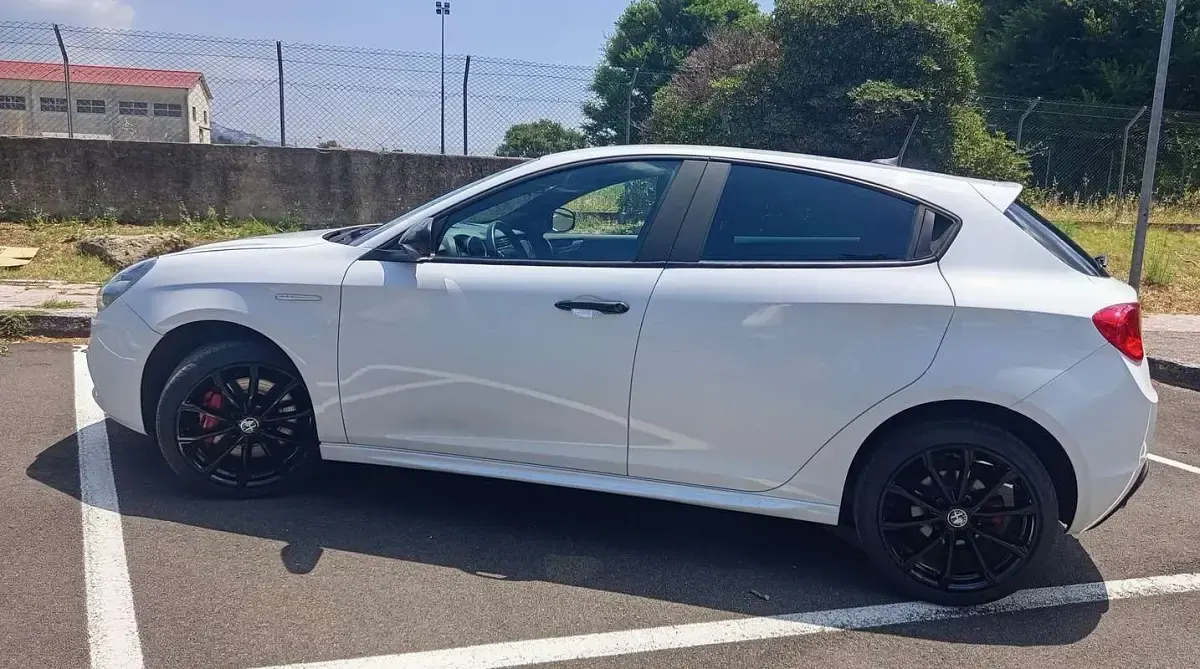 Usata Alfa Romeo Giulietta Sprint 120 CV (88 kW) 2020 Bianco Utilitaria