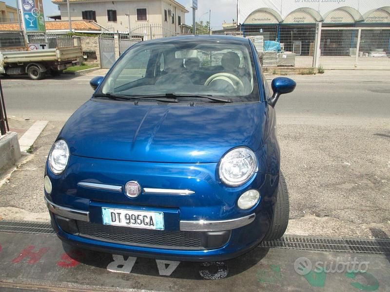 Usata Fiat 500 Lounge 51 CV (37 kW) 2009 Blu Berlina
