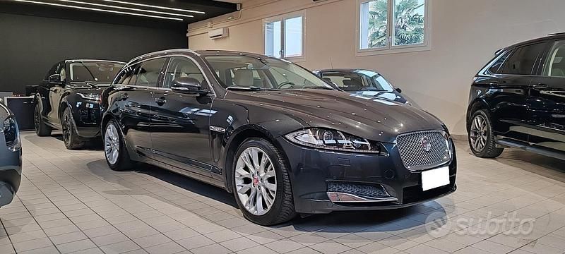 Usata Jaguar XF Sportbrake Business Edition 163 CV (119 kW) 2015 Grigio Station wagon