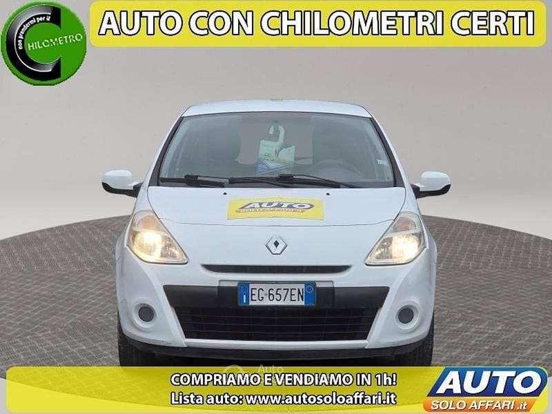 Usata Renault Clio II 75 CV (55 kW) 2011 Bianco Berlina