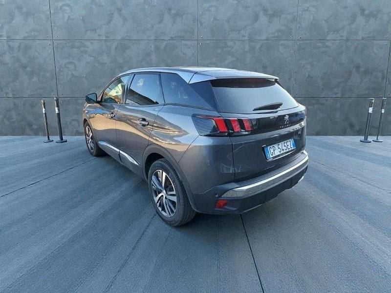 Gebraucht Peugeot 3008 Allure 131 PS (96 kW) 2023 Grau SUV