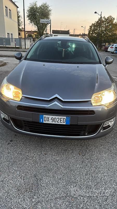 Usata Citroën C5 Dynamique 140 CV (102 kW) 2009 Grigio Station wagon