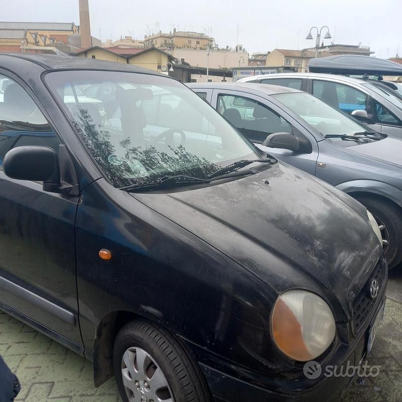 Usata Hyundai Atos 59 CV (43 kW) 2002 Nero Utilitaria