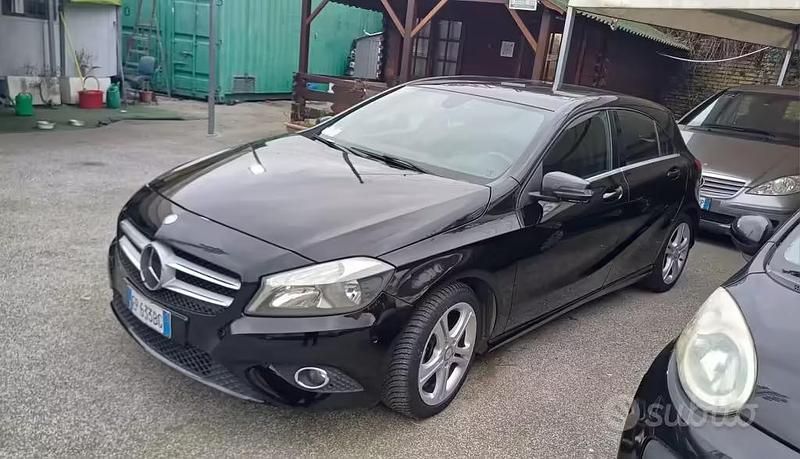 Usata Mercedes A160 89 CV (65 kW) 2014 Nero Berlina