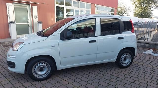 Usata Fiat Panda Pop 70 CV (51 kW) 2021 Bianco Utilitaria