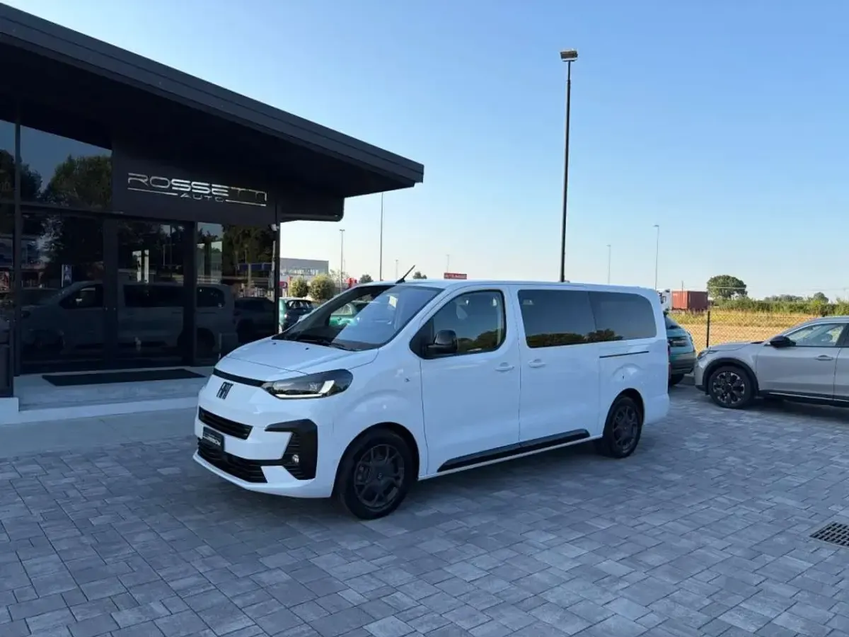 Nuova Fiat E-Ulysse 130 kW (177 CV) 2025 Bianco Monovolume