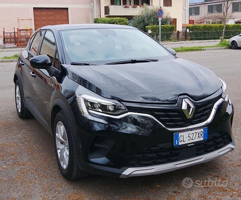 Usata Renault Captur 90 CV (66 kW) 2022 Nero SUV