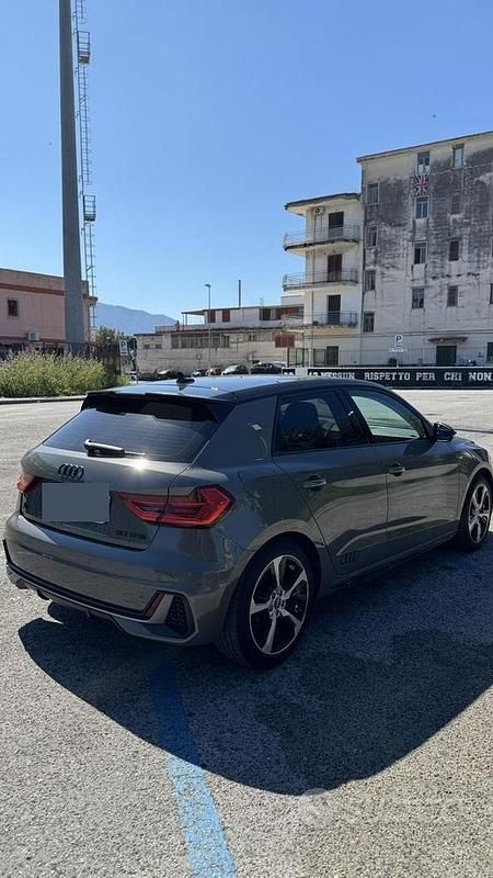 Usata Audi A1 Sportback S-Line 110 CV (80 kW) 2022 Grigio Utilitaria