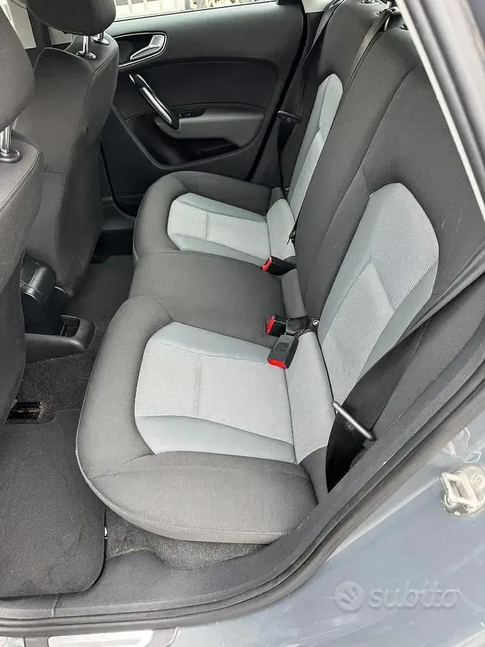 Usata Audi A1 Sportback 116 CV (85 kW) 2015 Grigio Utilitaria
