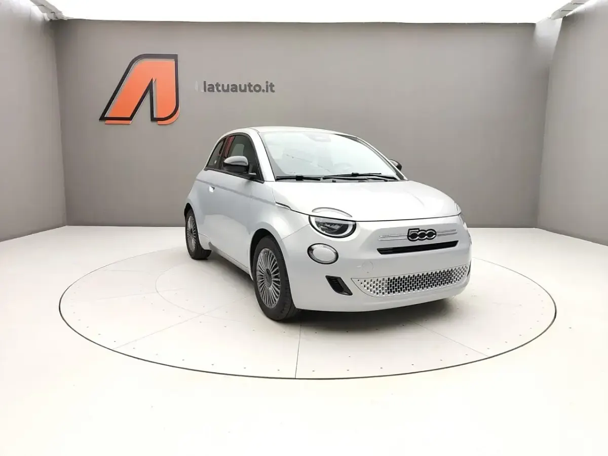 Nuova Fiat 500 Comfort 65 CV (47 kW) 2026 Blu Utilitaria