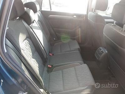 Usata VW Passat Business 150 CV (110 kW) 2023 Blu Station wagon