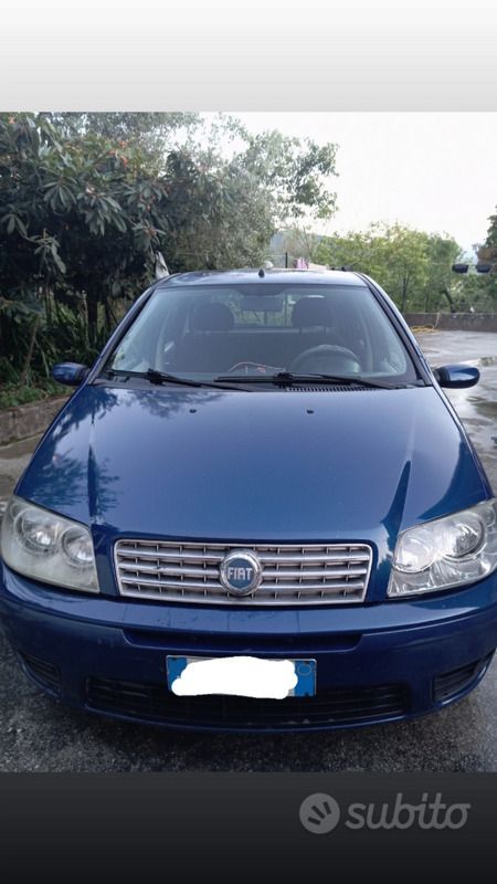 Usata Fiat Punto 2004 Blu Utilitaria