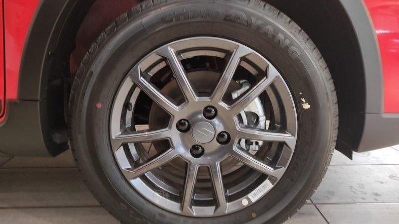 Nuova EMC QUATTRO 103 CV (75 kW) 2026 Rosso SUV