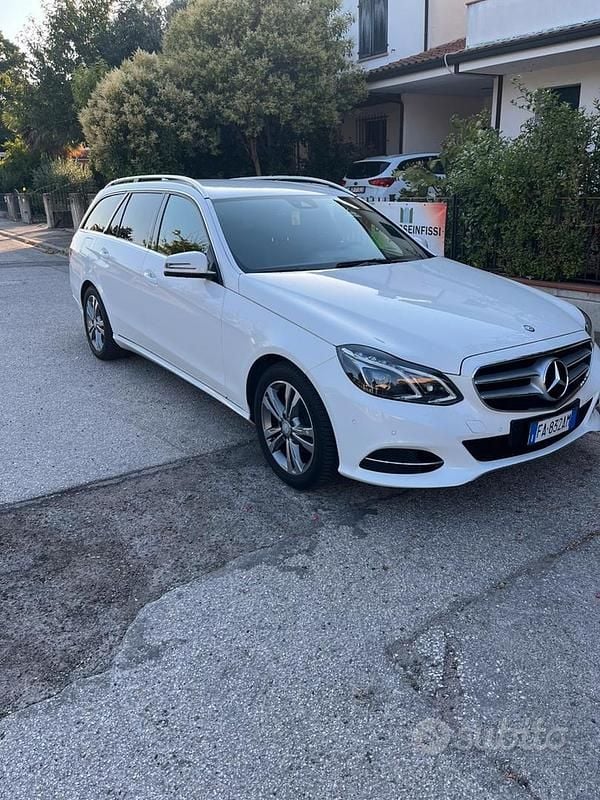 Usata Mercedes E200 184 CV (135 kW) 2015 Bianco Station wagon
