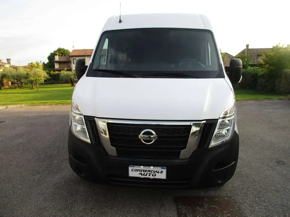 Usata Renault Master 136 CV (100 kW) 2023 Bianco Monovolume