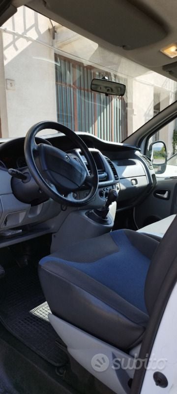 Usata Renault Trafic 80 CV (58 kW) 2012 Monovolume