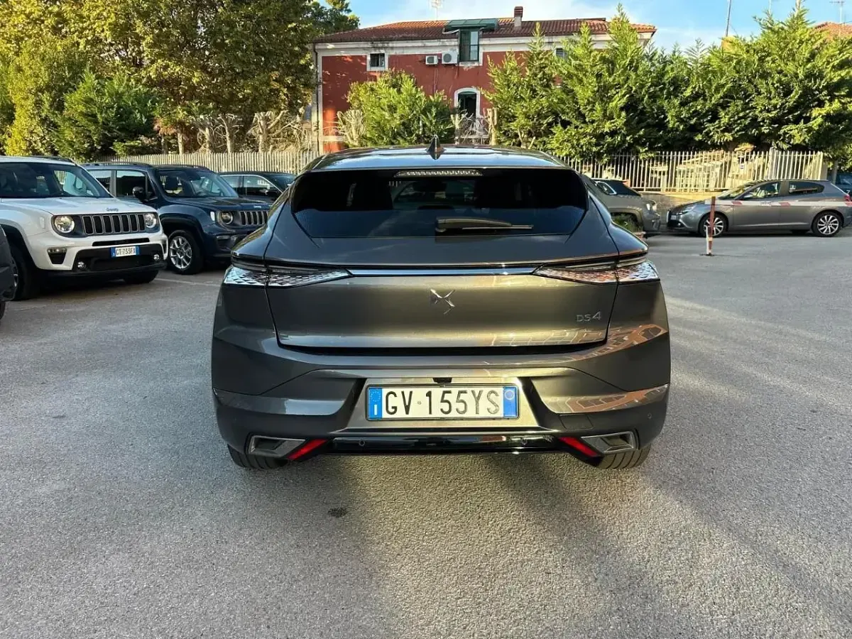 Usata DS Automobiles DS4 Opera 131 CV (96 kW) 2024 Grigio SUV