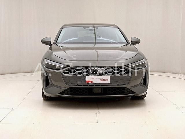 Usata Audi A5 Advanced 204 CV (150 kW) 2025 Arancione Berlina