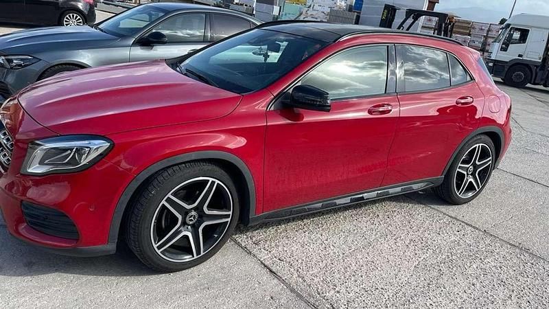 Usata Mercedes GLA200 Premium 136 CV (100 kW) 2018 SUV