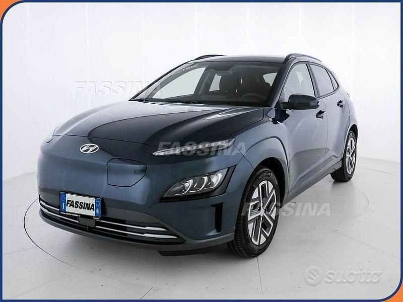 Usata Hyundai Kona 100 kW (136 CV) 2023 Blu SUV