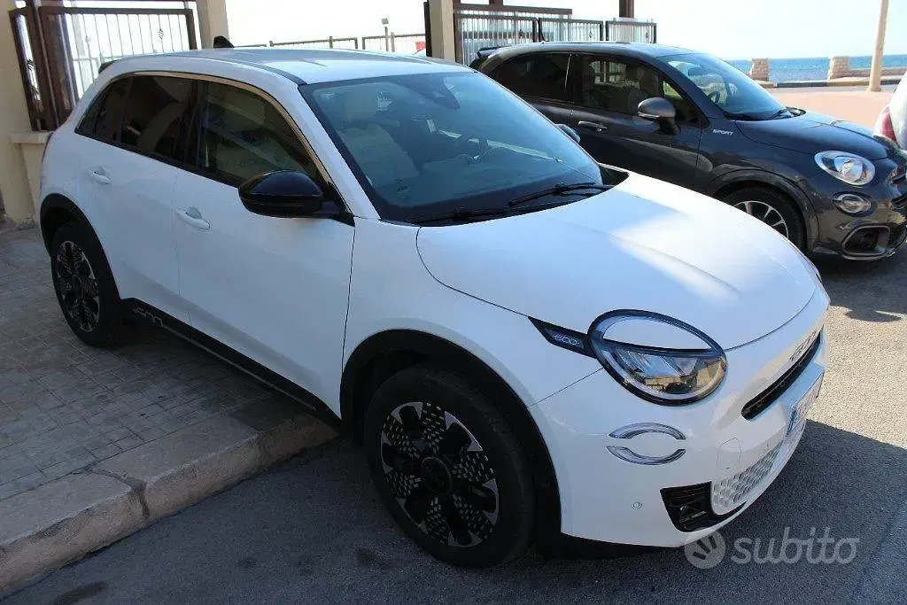 Usata Fiat 600 La Prima 101 CV (74 kW) 2025 Bianco SUV
