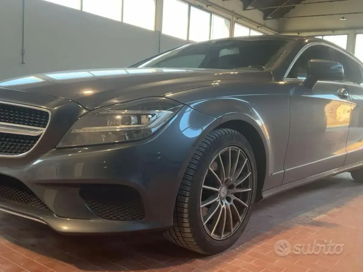 Usata Mercedes CLS250 Premium 204 CV (150 kW) 2015 Grigio Coupé